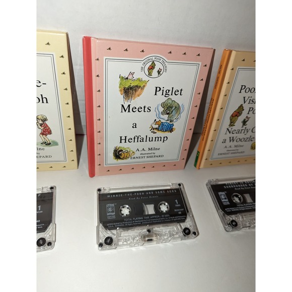Vintage 1997 The Classic Pooh Treasury Vol 1  Hardcover Books 3 Cassettes - Picture 3 of 15